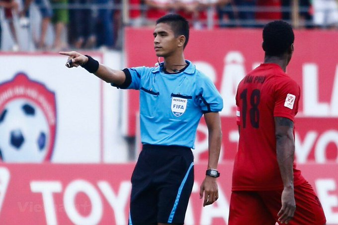 View image on Twitter