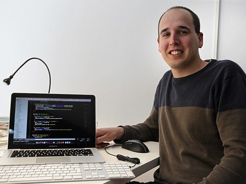 Evoliris's tweet photo. Changement de vie : De cuisto à développeur back-end, l’histoire de la reconversion de Raphaël

https://t.co/60NUj0wMQs https://t.co/ynBM0BddkT