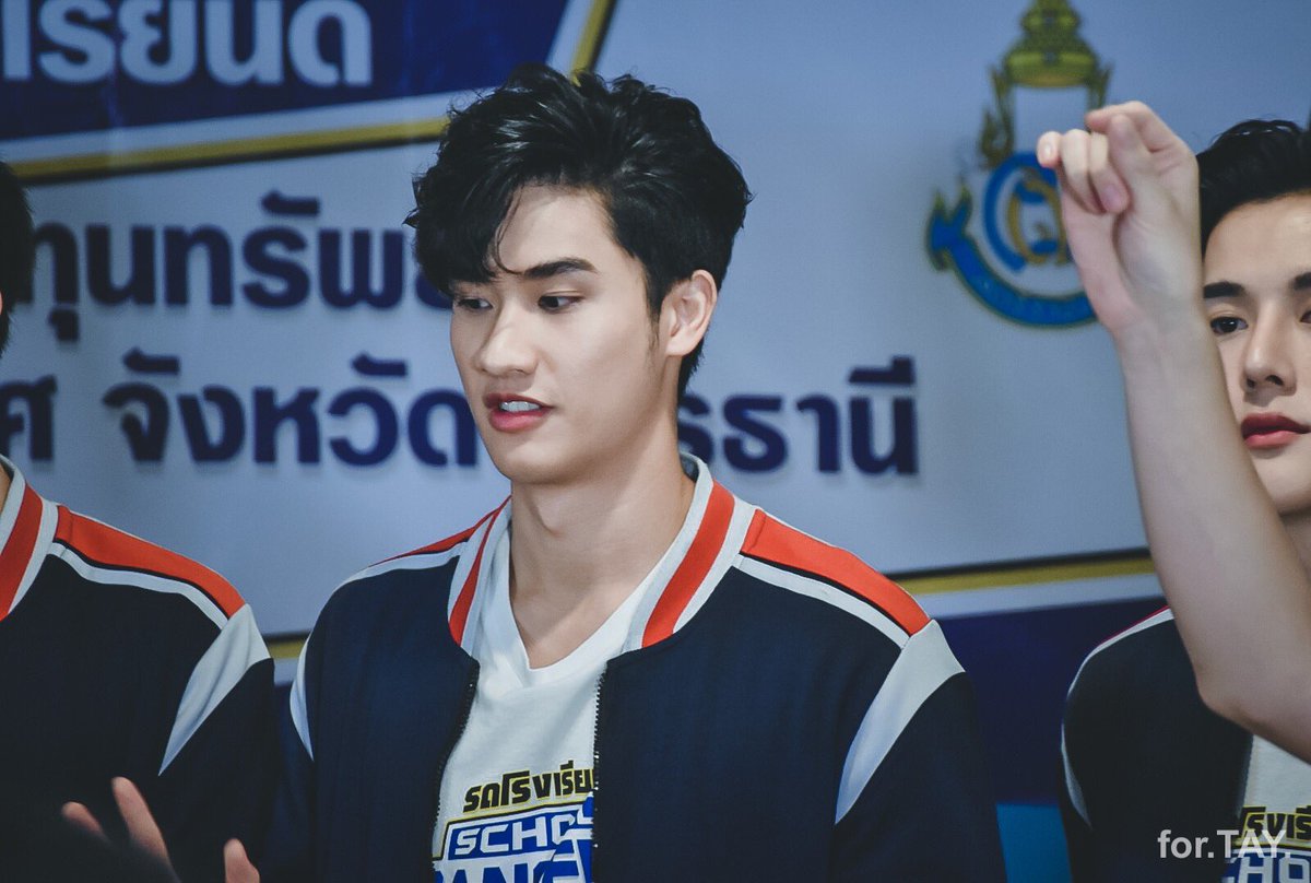 forTAY___'s tweet photo. แบบไหนก็หล่อจังเลย 💙

@Tawan_V 
#Tawan_V 
#รถโรงเรียนSchoolRangers 
#fortaypix https://t.co/cfqvUHTN5y