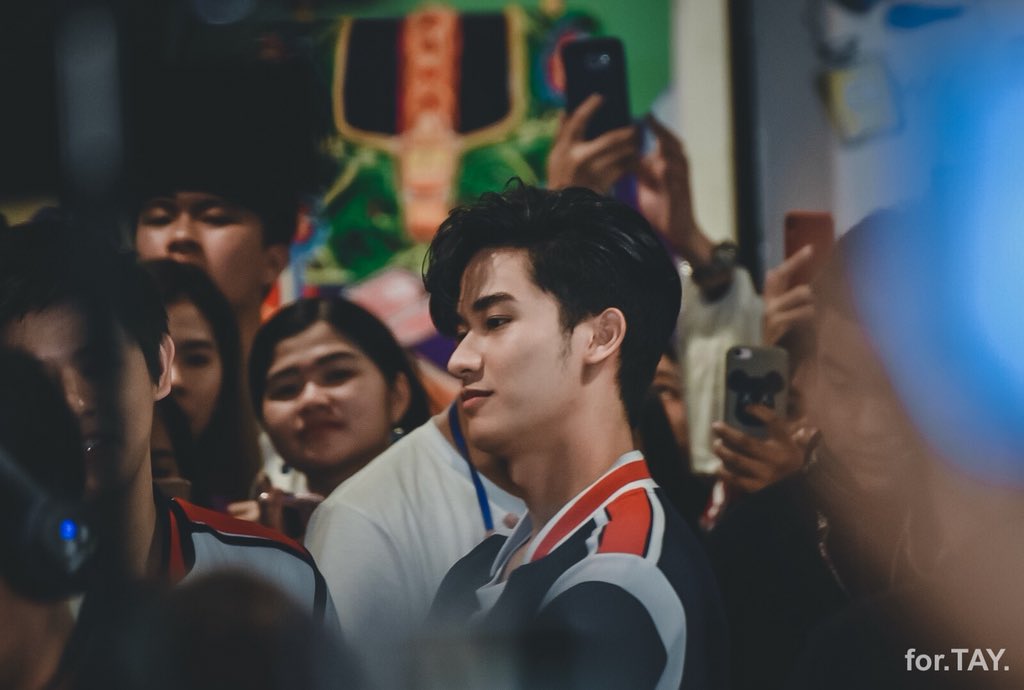 forTAY___'s tweet photo. เท่จังพี่เต ><

@Tawan_V 
#Tawan_V 
#รถโรงเรียนSchoolRangers 
#fortaypix https://t.co/4PnSCcEAiJ