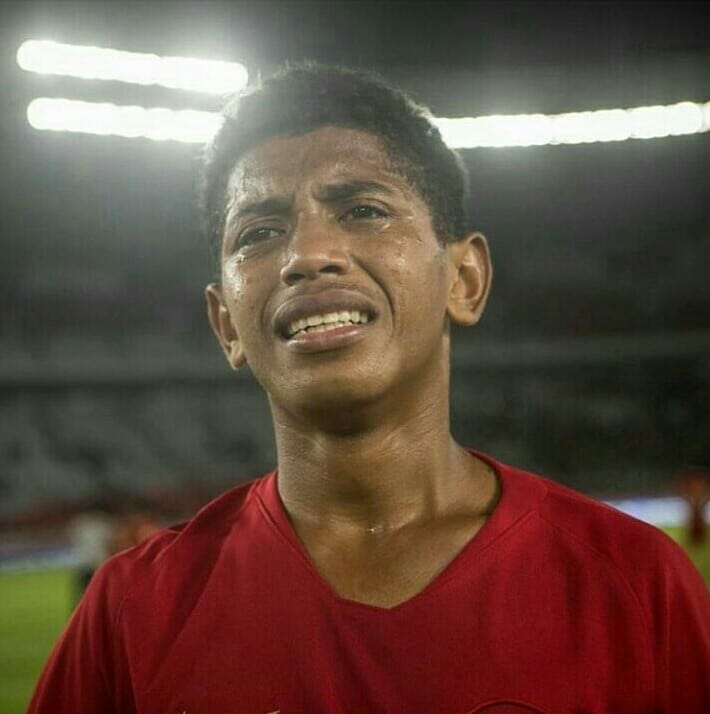 ms983fm's tweet photo. Innalillahi Wainnailaihi Rojiun, Selamat Jalan Alfin Lestaluhu, Semoga amal ibadah diterima di sisi ALLAH SWT
.
Terimakasih atas perjuanganmu untuk buat bangsa ini, yang akan kami kenang selalu
.
Selamat Jalan Alfin Lestaluhu
.
#RipAlfin #garudamuda https://t.co/4bz5mympvA