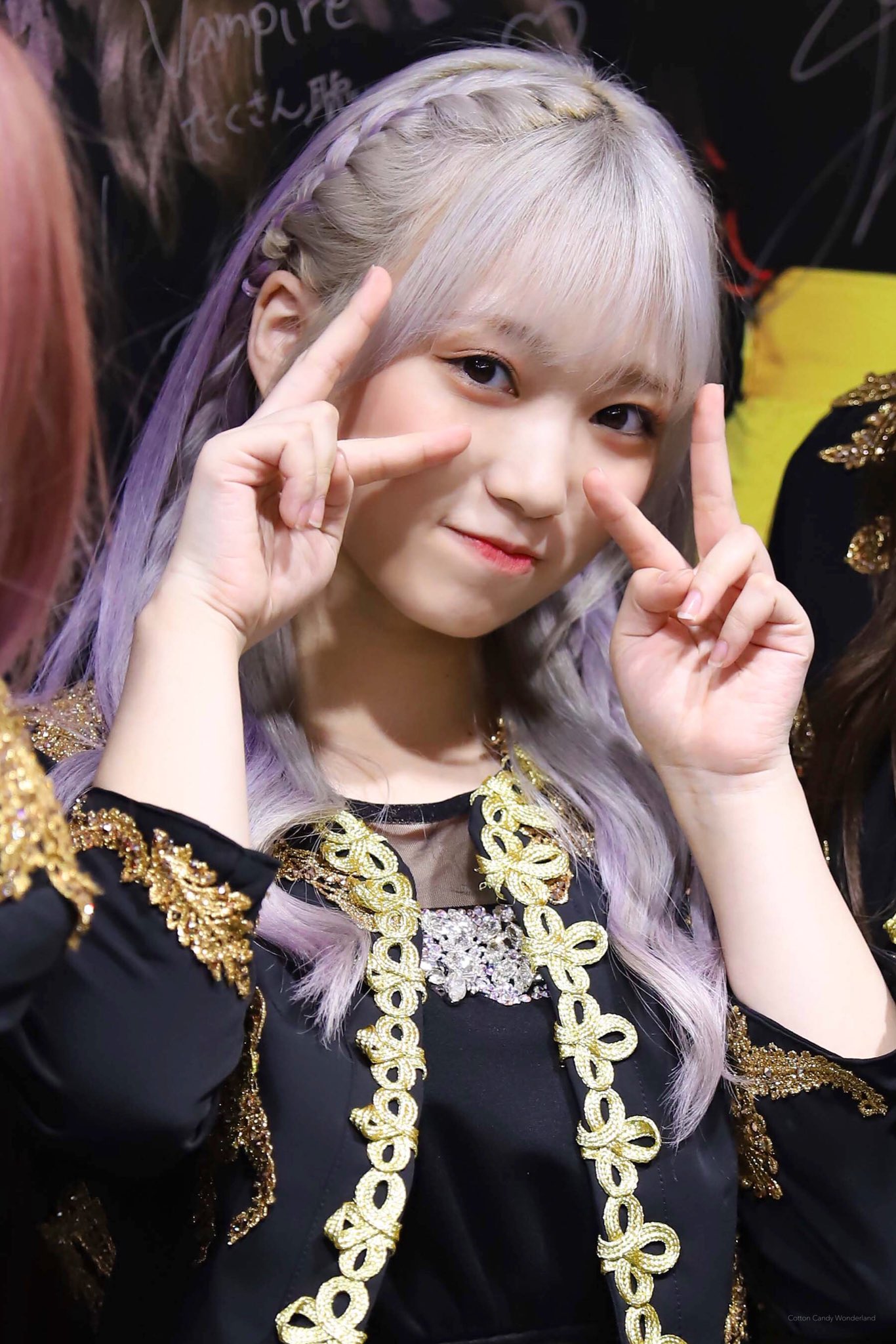 IZ*ONE bloomiz 奈子 IZ*ONE pics على X: 