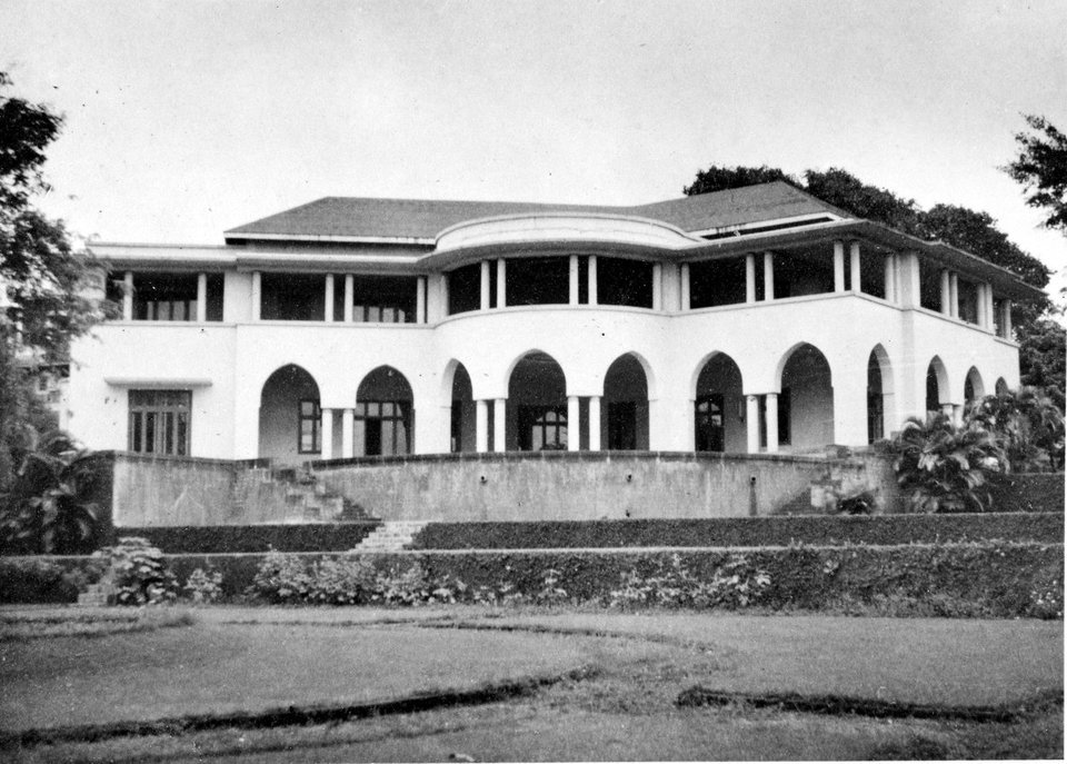 The Story of Jinnah House, Mumbai (A Thread) Jinnah House at Malabar