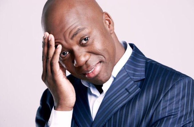 BontleModiselle's tweet photo. What a sad day. Many are hurt. Many more are broken. You are at peace and in time, others will find it too. For now, we thank you for your excellence. Rest in Power Broadcast King!!!! 👑 #RIPXolaniGwala https://t.co/Hzxdc2Gqfr
