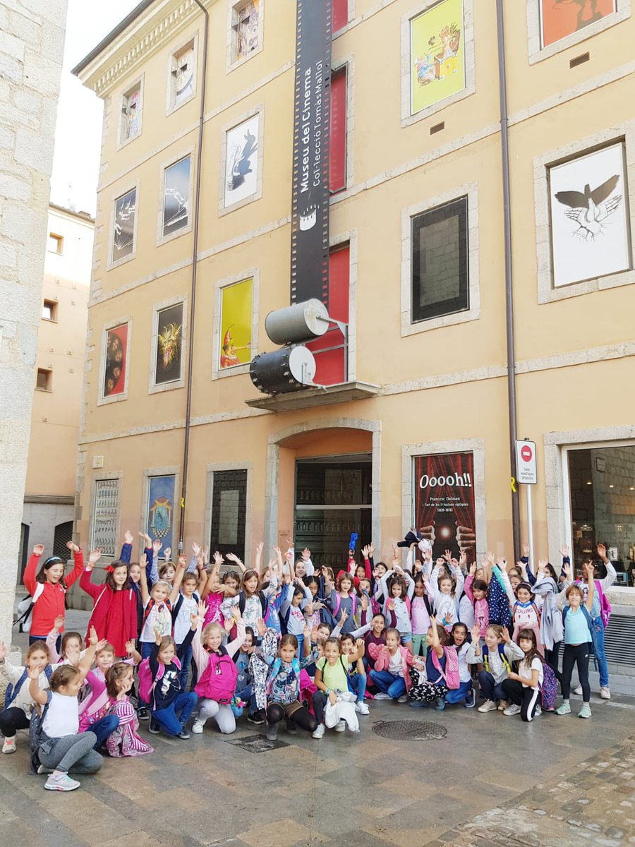 lesalzines's tweet photo. Excursions de Primària:
1r Mercat del Lleó
2n Museu de la Terrissa de Quart i els Ponts del riu Onyar
3r Museu del cinema
@mercatlleo @AjQuart @museucinema
#Aude
#competenciaglobal
#projectegirona
#Girona
#escolaconcertada https://t.co/vc6kl5PPYu