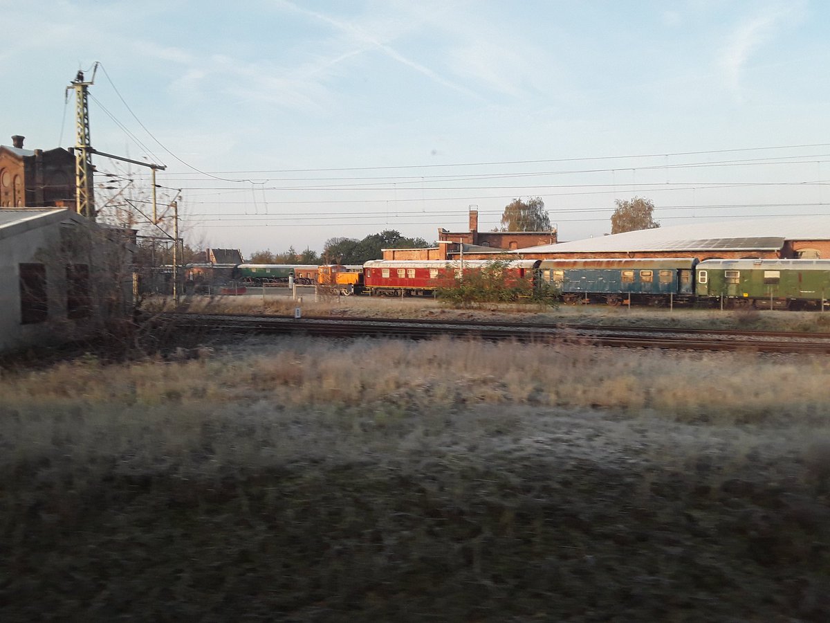 schlumpf_e's tweet photo. Gerade aus dem #ec173 in #Wittenberge gesehen. @zuggucker https://t.co/skyU0LgBY6