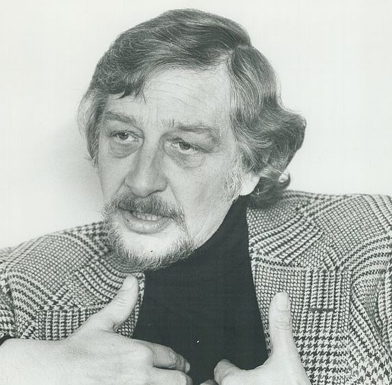 harpercreates's tweet photo. Rest In Peace! #BernardSlade Dies: Creator Of TV’s ‘The #PartridgeFamily’ And #Broadway’s ‘Same Time, Next Year’ Was 89 https://t.co/2K4xmE2sSn https://t.co/n4Tn6guKIc