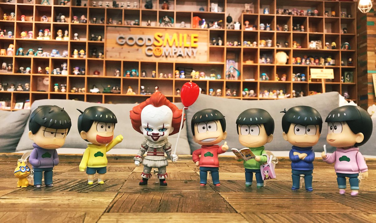 カホタン グッスマのすみっこ 本日より公開 イットtheend おそ松さん との奇跡のコラボを ねんどろいど でも ねんどろいど ペニーワイズ 只今ご予約受付中です T Co 8qviqznthc イット見えたら終わり