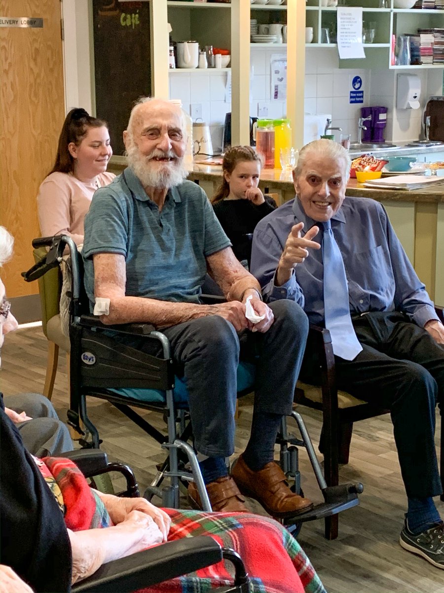 QuantumCareLtd's tweet image. Teaching Talons came to Dukeminster Court in Dunstable with their amazing animals.  They got to see their sweet performing dog Chip, as well as some spooky spiders and snakes!  Our events calendar for November is now up on our website - quantumcare.co.uk