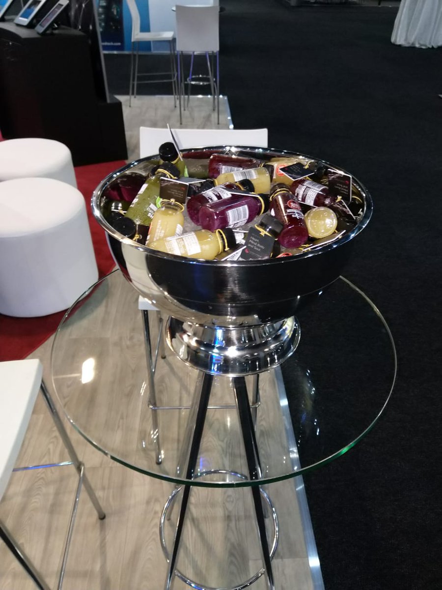 Four quarters design Studio tweet media