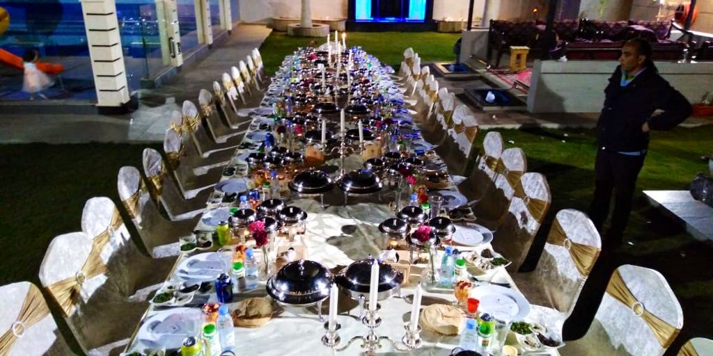 graphisbuk's tweet image. #بوفيه ملكي الشخص ب 90 ريال  #القصيم #الفواره #البكيريه #بوفيهات #بوفيه ملكي #البكيريه #بريده #عنيزة #الرس #البدائع #طاولات #كراسي #ذبائح #تجهيز #الخبراء #رياض_الخبراء