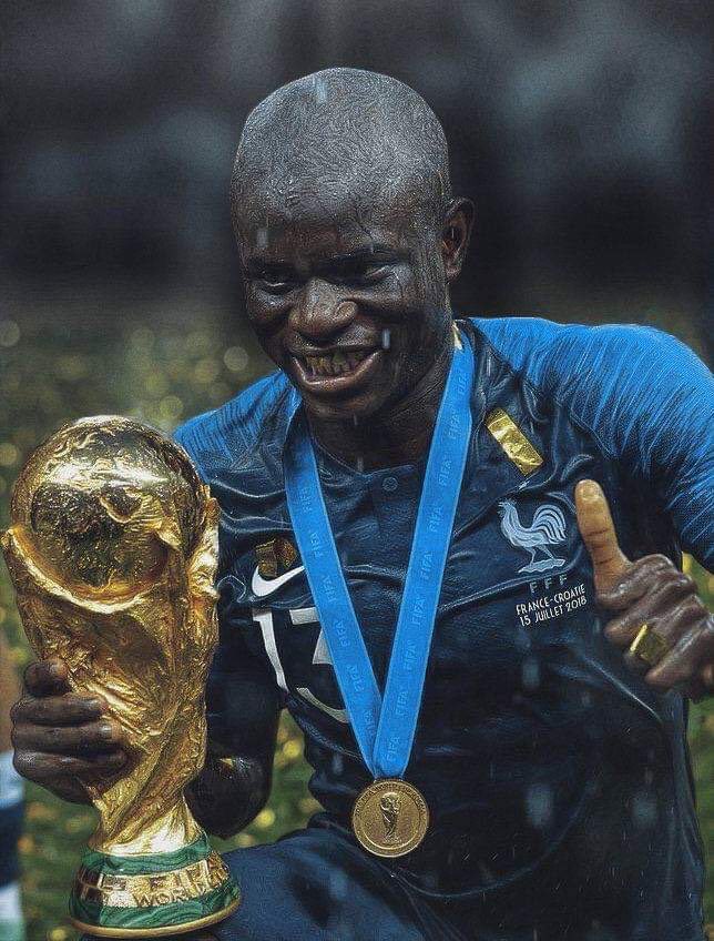 N'Golo Kanté:

2013 - Play in the third division of France.
2014 - Play in the second division of France.
2016 - Premier League Champion with Leicester.
2017 - Premier League Champion with Chelsea.
2018 - World Champion.

Incredible story... 👏❤️