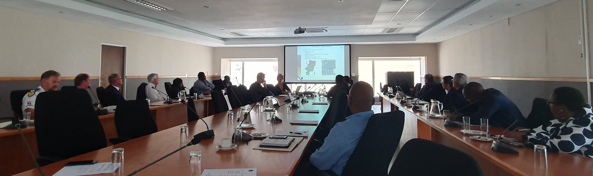CoJPublicSafety's tweet photo. The @CityofJoburgZA Disaster Management Advisory Forum is currently in session, hosted by @CoJPublicSafety #DisasterManagement๐ท๐ผโโ๏ธ๐ท๐ฟโโ๏ธ
Proactive information sharing is key to reducing risk towards our residents & infrastructure.
#JoburgReady ๐ท๐ผโโ๏ธ๐ท๐ฟโโ๏ธ
#SaferJoburg https://t.co/HEGcjP8qR9
