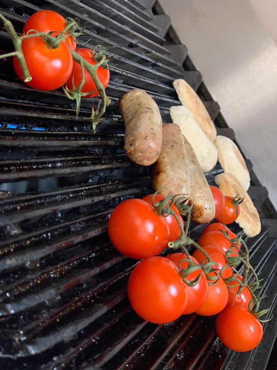 Don’t forget to visit us this weekend, how about booking for a lovely Sunday lunch to get out the miserable weather. Or even pop in for breakfast, call us now to book....