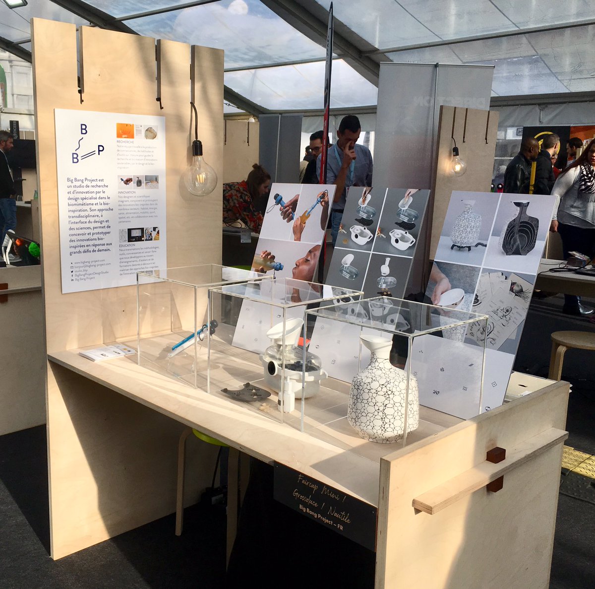 |Évènement| On discute et débat de #biomimétisme, #design, #recherche, #mycelium et #anthropocene pour cette 9 édition du <a href="/Kikk_Festival/">KIKK Festival</a> à Namur sous le thème *Les #archipels de la #fragilité* kikk.be/2019/fr/a-prop… #kikk19 #biomimicry