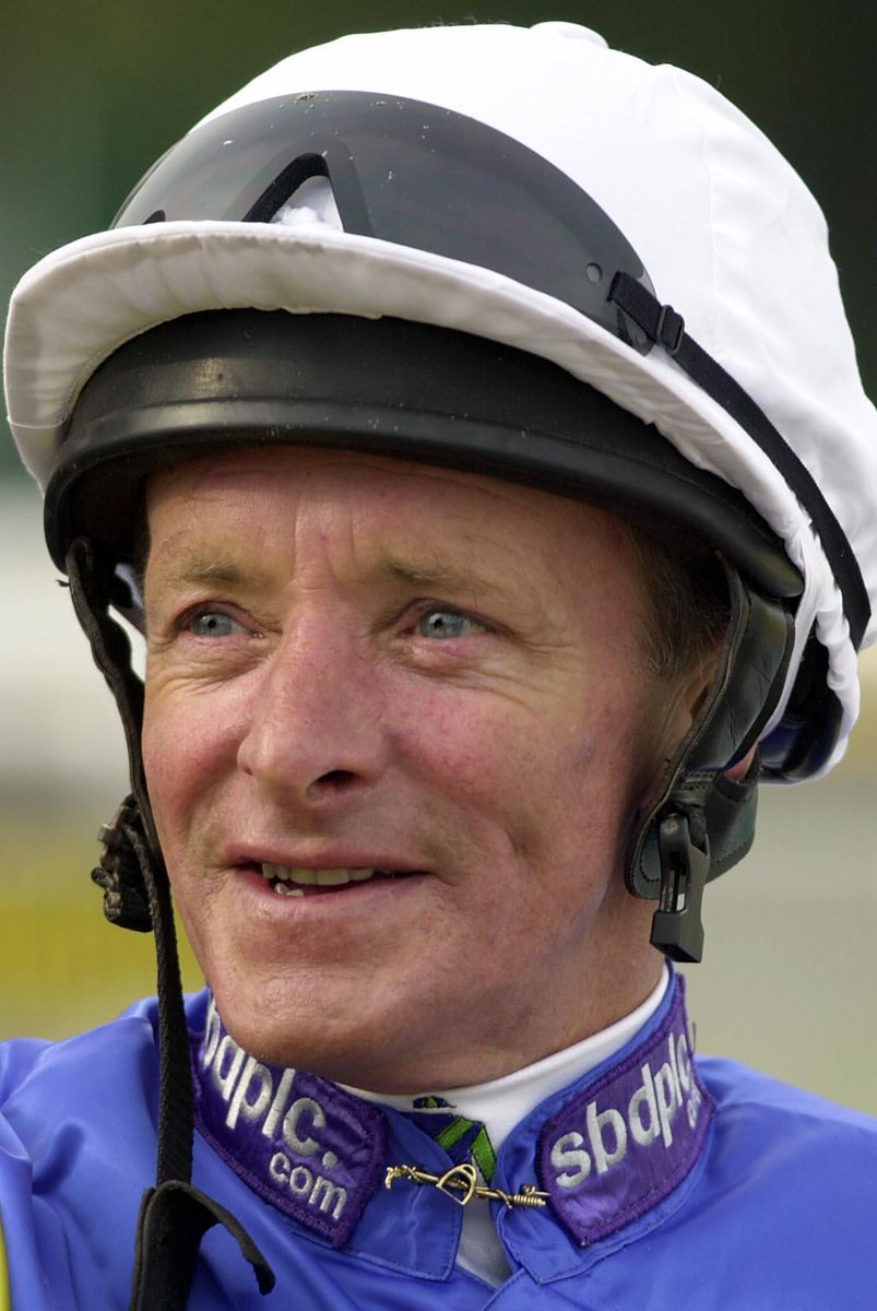 MikeWass2's tweet photo. OTD 2003 the 11-times Champion jockey Pat Eddery rode his 4,633 &amp; final winner when the John Dunlop-trained Spotlight won the EBF Stallions Montrose Fillies' Stakes @NewmarketRace, he retired 1 week later @DoncasterRaces. A true horseman, one of the all-time great jockeys. 🏇  🌟 https://t.co/eszTFPZyHe