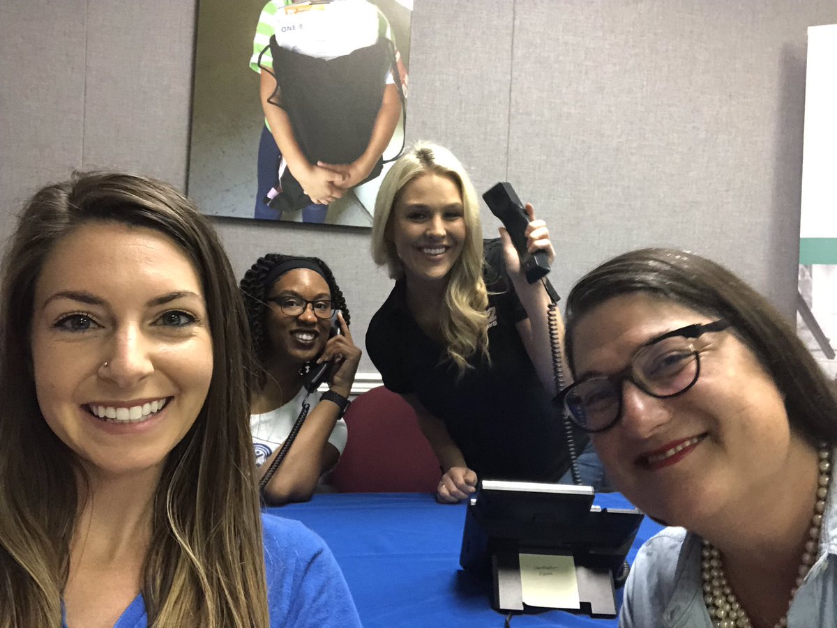 KaraDuffyCBS12's tweet photo. Good morning! The phone lines are open at the @pbcfoodbank where @UnitedWayofPBC volunteers are waiting for YOUR call. Donate to make #Thanksgiving special for families in need. @CBS12 https://t.co/rWSFOCImGz