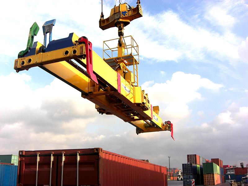 MorganLeyzanLtd's tweet photo. WANTED TO BUY #Bromma #Elme 
4 number Bromma / Elme #harbour #crane #spreaders
40T+ models (or similar make / specification) 
Late used / please contact craig@morganleyzan.com https://t.co/gQsq5upigT