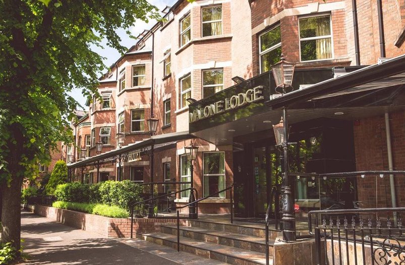 November in Belfast. It's time to go. 

#StayWithUs in Malone Lodge Hotel Belfast and explore the city.