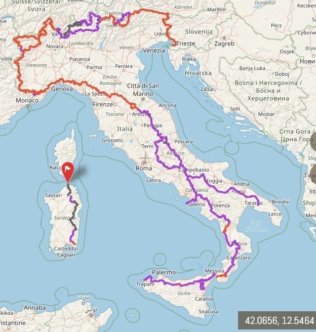 Il "Sentiero Italia" torna a Castelnuovo Garfagnana!
Domenica 3, ore 20.30 Teatro Alfieri
Grande serata a INGRESSO GRATUITO col chitarrista Stefano Barone in compagnia dei ragazzi di "Va' Sentiero" che stanno percorrendo il trekking più lungo del mondo... quasi 7.000 km.