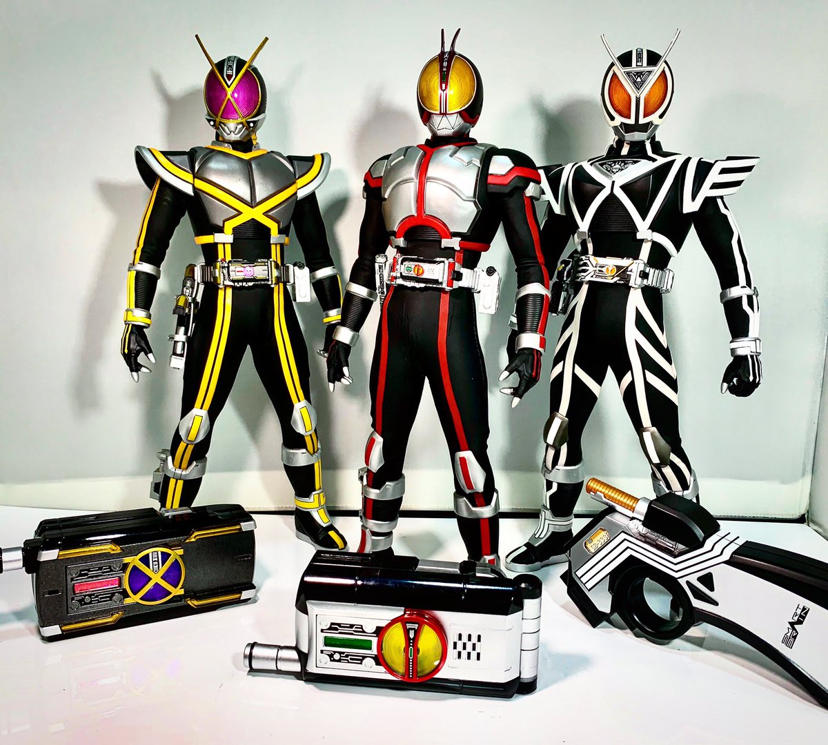 限定品 仮面ライダーファイズ カイザ デルタ アクションフィギュア