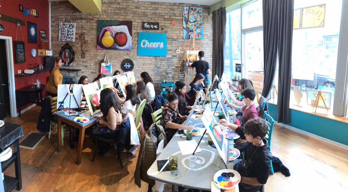 CMSSharks's tweet photo. During their Visual Arts trip to Chicago, MS students participate in workshops, visit renowned art museums for guided activities (and see artworks studied in class), sketch at important landmarks, and live a few days through the creative eyes of an artist. #cmsfa #talentedsharks https://t.co/LxLLsFhmGC