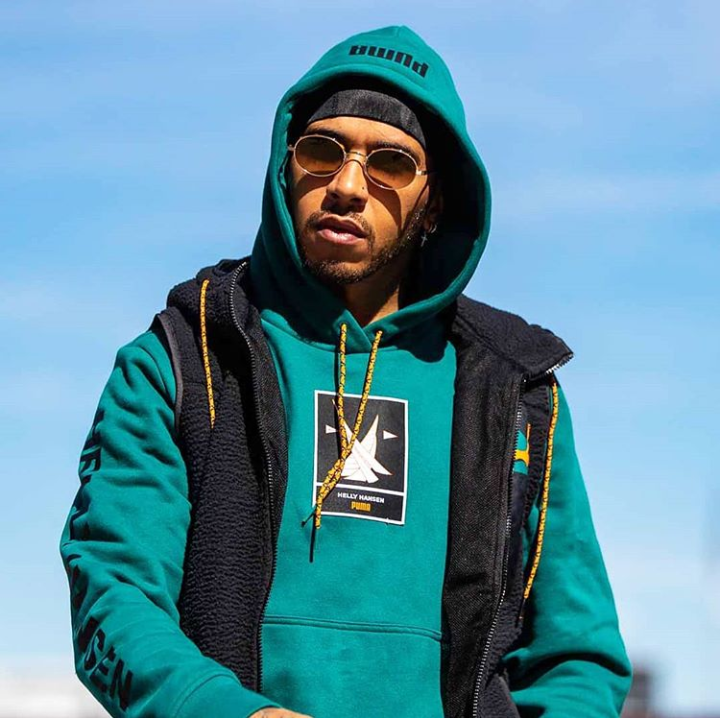 LH44_Lisa's tweet photo. @LewisHamilton ๐ Good luck ๐ ๐ ๐ ๐ ๐ in FP1/FP2 ๐ #Lewi5 #LetsDoThis ๐ #TeamLH ๐ #USGP โค๏ธ https://t.co/BWmliEWxyJ