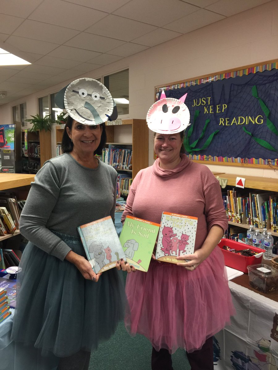 WilcoxPrimary's tweet photo. Gerald &amp; Piggie stopped by the book fair! #loveelephantandpiggie, #preschoolrocks, #partyday https://t.co/Hd4yPyfwpq