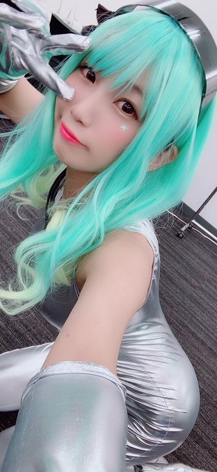 Twitterのコスプレ画像15