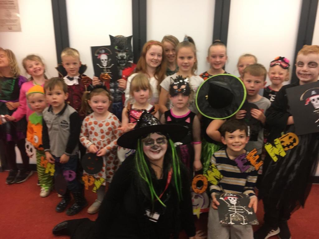 MandiB_'s tweet photo. We had a spook-tastic time @STHLibraries #HaydockLibrary yesterday making all things #Halloween with our very own #witchy Karen https://t.co/buSMNLZvXE