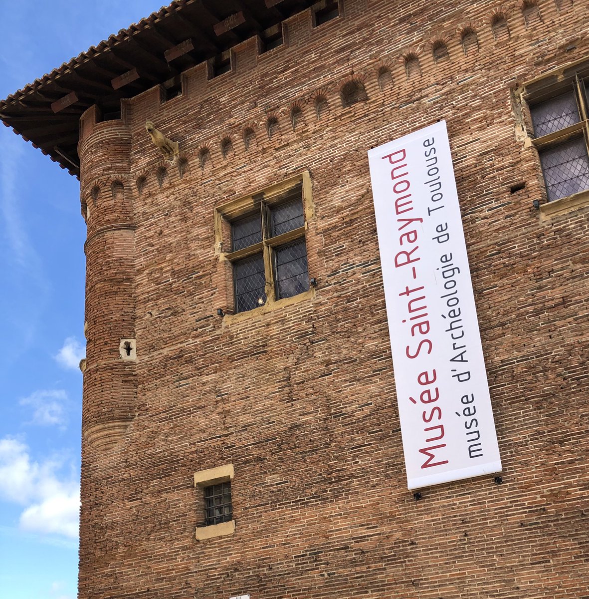 museolepse's tweet photo. Today is #museum30’s first day !
As a curator in training, #MyMuseum is @MSR_Tlse (musée Saint-Raymond in Toulouse, France 😘) until next December !
Learning my job in a wonderful place with an amazing team: #MSRtroopers!
#Archaeology 👍 https://t.co/dvI9HBW0Z9