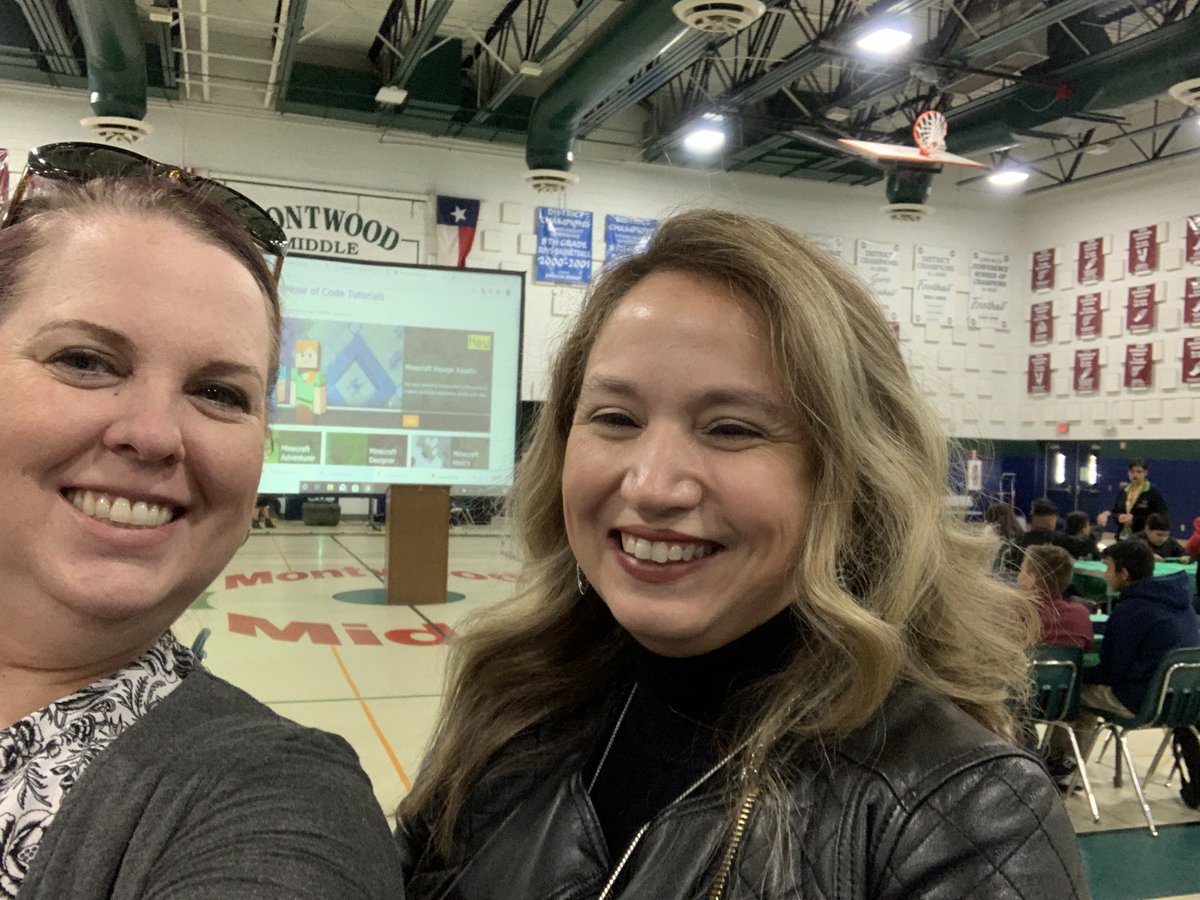 NFranklin_AA's tweet image. Fab Lab is in the Moose Lodge. #ElectricCode #TeamSISD #EndlessOpportunities @Montwood_MS @VDeAvila_SEC