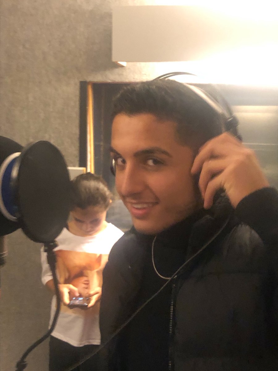 rapclass070's tweet image. Afgelopen zaterdag was een drukke dag! Een deelnemer heeft zojuist zijn tweede track opgenomen. Als coach zijn wij daar enorm trots op!

Morgen zijn wij er weer @Yourstage Urban (Rapclass) in Musicon van 14u tot 18u!

Tot morgen!