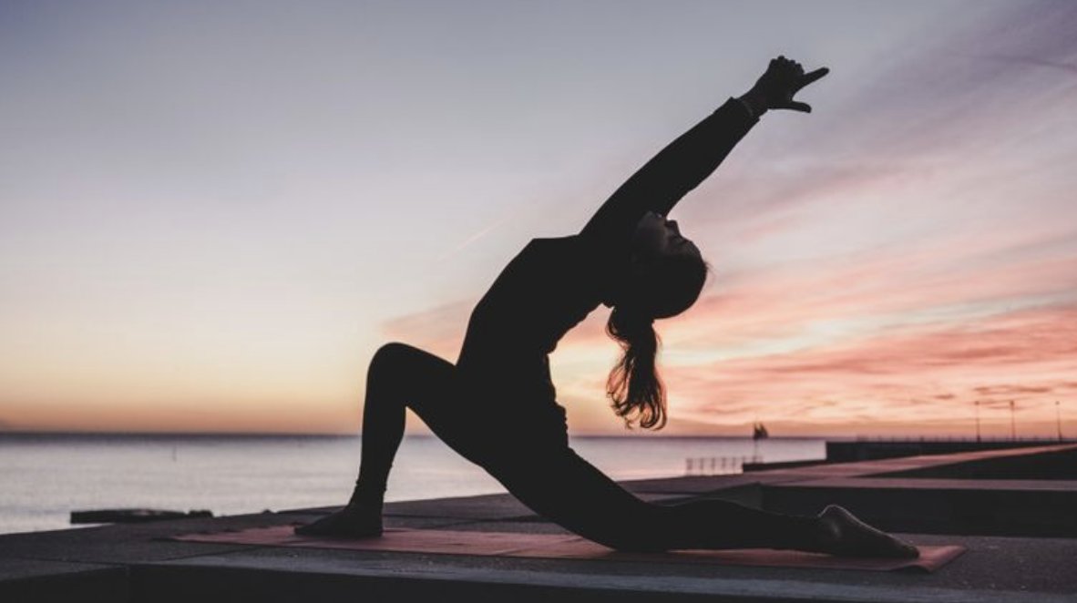 LucidDesignUK's tweet photo. All New!!  Traditional Yoga classes at Rosie Qs with Jackie JJC Yoga
 
Our yoga classes are so popular we now have 2 new classes on Tuesdays at 4pm and Thursdays at 7pm
 
Come along and give it a try!

#Yoga #classes #New #RosieQs https://t.co/zd4iUID3ox