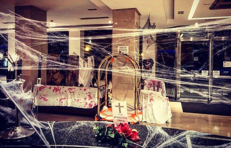 Así transformamos nuestra recepción para #TRYPHALLOWEEN en <a href="/TrypLeon/">Tryp León</a> #Trypleon