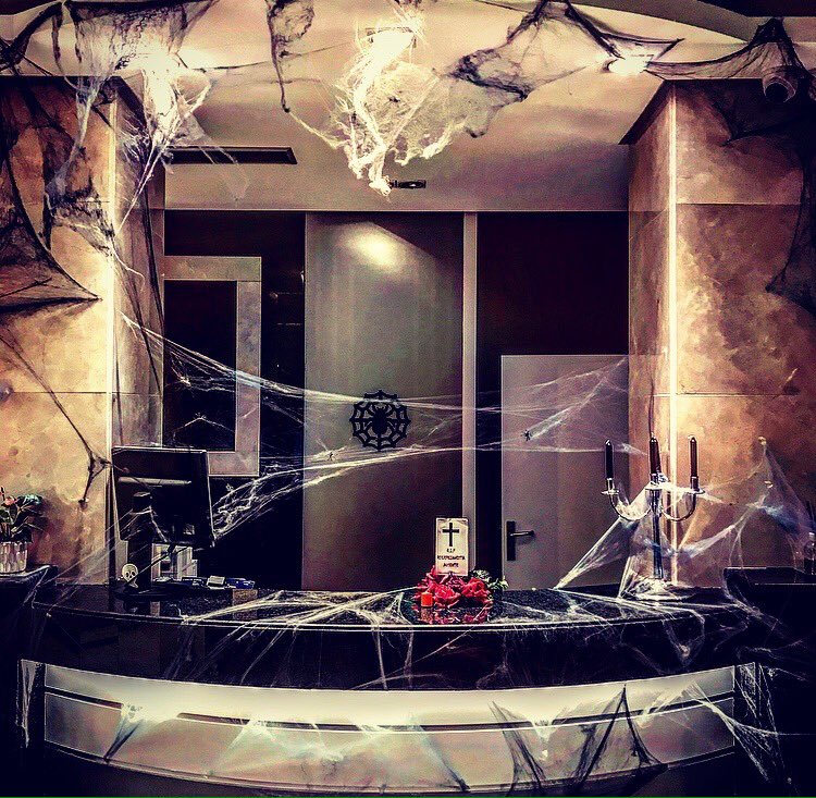 TrypLeon's tweet photo. Así transformamos nuestra recepción para #TRYPHALLOWEEN en @TrypLeon #Trypleon https://t.co/H3glkTbJ05
