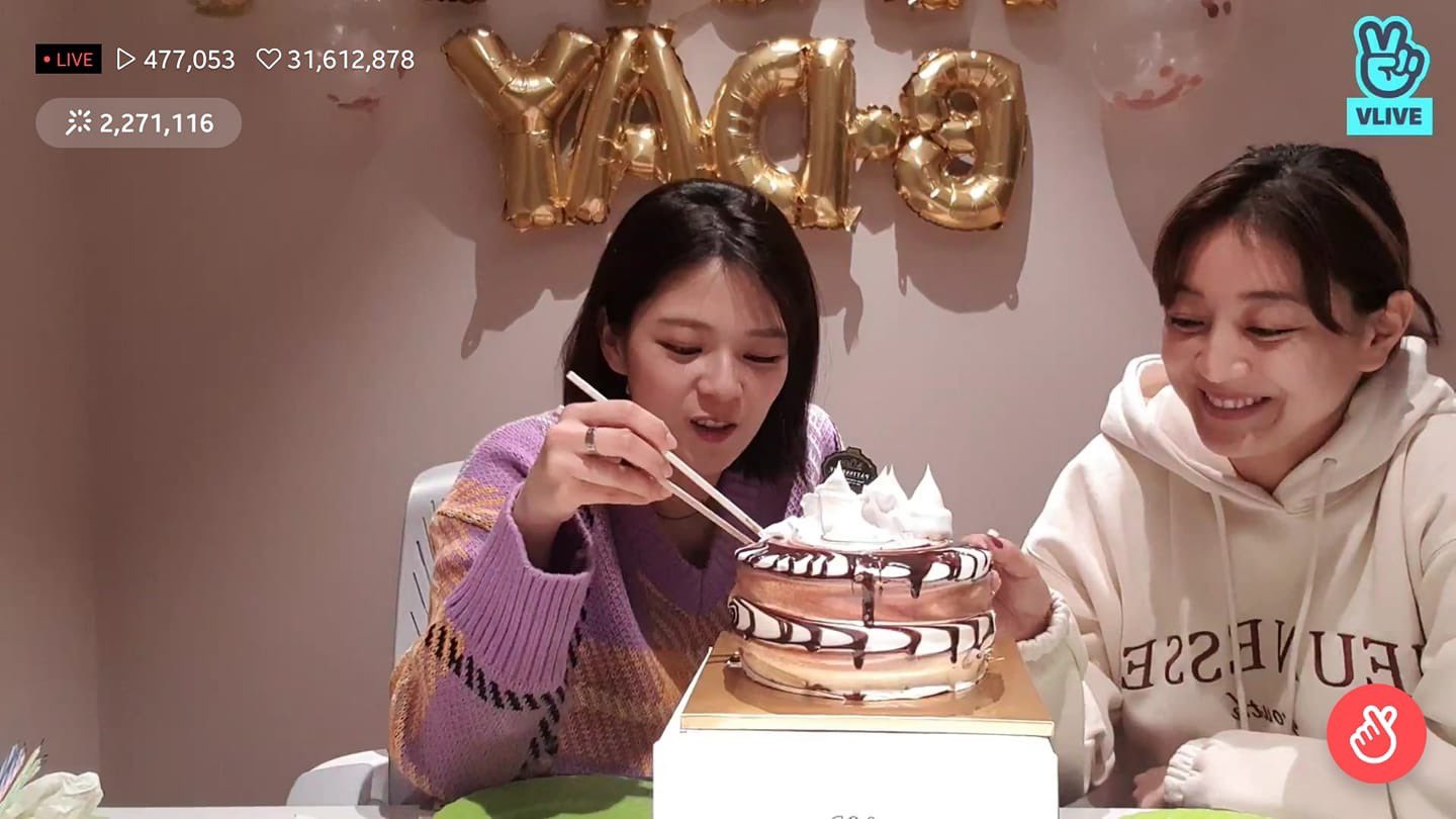 Jack Phan on Twitter "Never knew I needed to eat cake with chopsticks