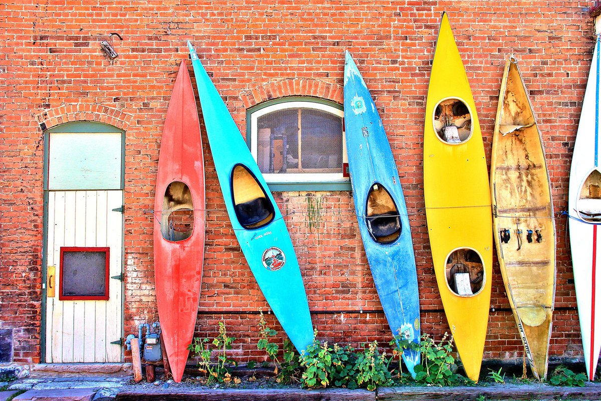 Gary Cole loads his stunning photographs into the MOH gallery today! And thank you <a href="/KearneyHub/">Kearney Hub</a> for the wonderful write up about the show. bit.ly/2C4Lhxm