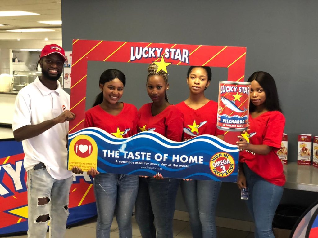 AFRIKANBXI's tweet photo. Wits Student May I have your attention . The Lucky Star Team is waiting for you at the cafeteria 🙏🏾#MyFirstMoments https://t.co/SaRXuk6Lcj
