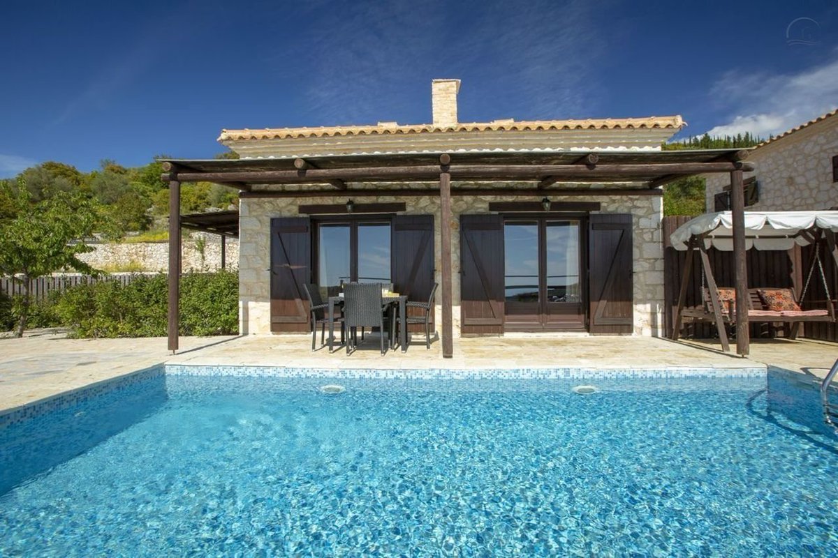 LefkadaHoliday's tweet photo. Book now your summer 2020 vacation and earn a 5% early booking discount for a cozy villa with a private pool, garden and stunning sea views!
.
https://t.co/2BkI3Wr33L
.
#summer2020 #lefkada #earlybooking #upcomingseason #couplesgoals #familyvacation #seaview #privatepool #booknow https://t.co/CvtAbKZWuI