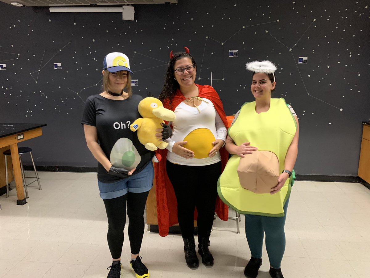 BioMAST's tweet image. Holy guacamole! Did you know there’s 6 skeletons in this photo? #preggers #deviledegg #pokemontrainer @endbehaviour