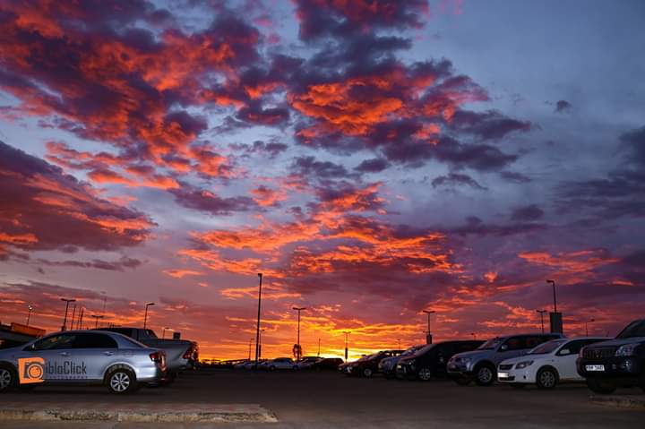 SpiritOfKisumu's tweet photo. The Golden Hour going down at Kisumu International Airport. Taken yesterday at 6:30pm. via @DibloClick
#SpiritOfKisumu https://t.co/EPvk3pRRyg