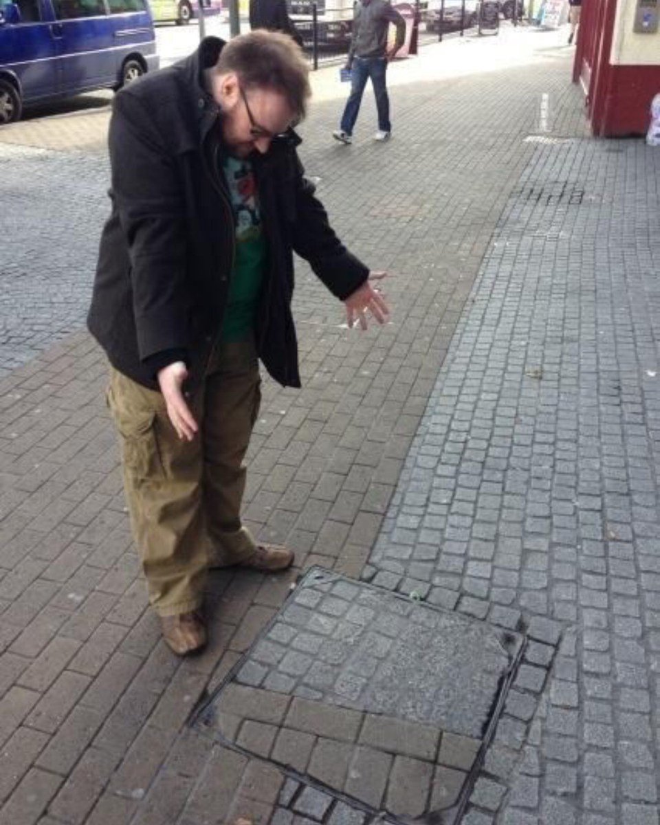 kontrabandcom's tweet photo. Why…
#osd #kontraband #fail #why #streetart https://t.co/6EX5uapZHa