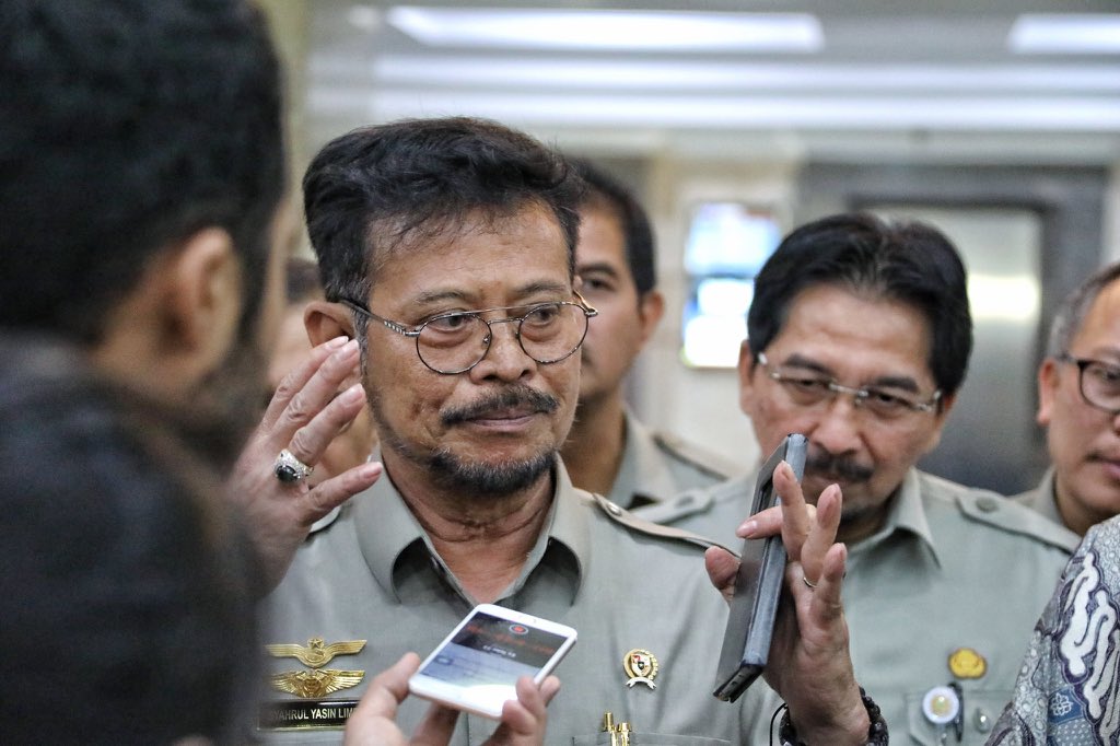 kementan's tweet photo. “Dampak dari data akhir akan sangat besar, baik terhadap petani maupun masyarakat luas. Jadi kita tidak boleh main-main. Apalagi ini menyangkut kebutuhan pangan 267 juta jiwa rakyat Indonesia,” ungkap Mentan @Syahrul_YL https://t.co/6ewJaEW0s9