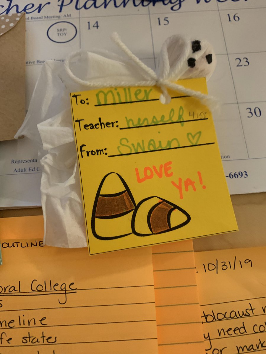 RMillerWRHS's tweet photo. Thanks @Mrs_Swain_ for my #boogram 👻 https://t.co/epy8QvHK5f