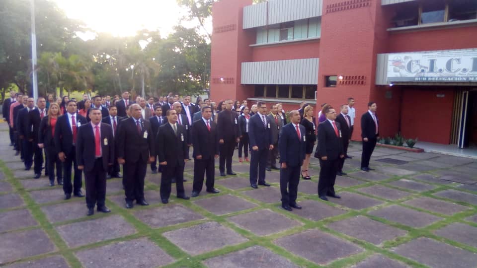 CicpcmaturinDM's tweet image. #CICPC. La Sub Delegacion Maturin y la Delegación Estadal Monagas, con los Jefes de las diferentes oficinas y todo el talento humano que la conforman dan inicio al Acto en Conmemoración al XVIII Aniversario del CICPC. @douglasricovzla
@Prensacicpc
@cicpc374
@castellanocicpc