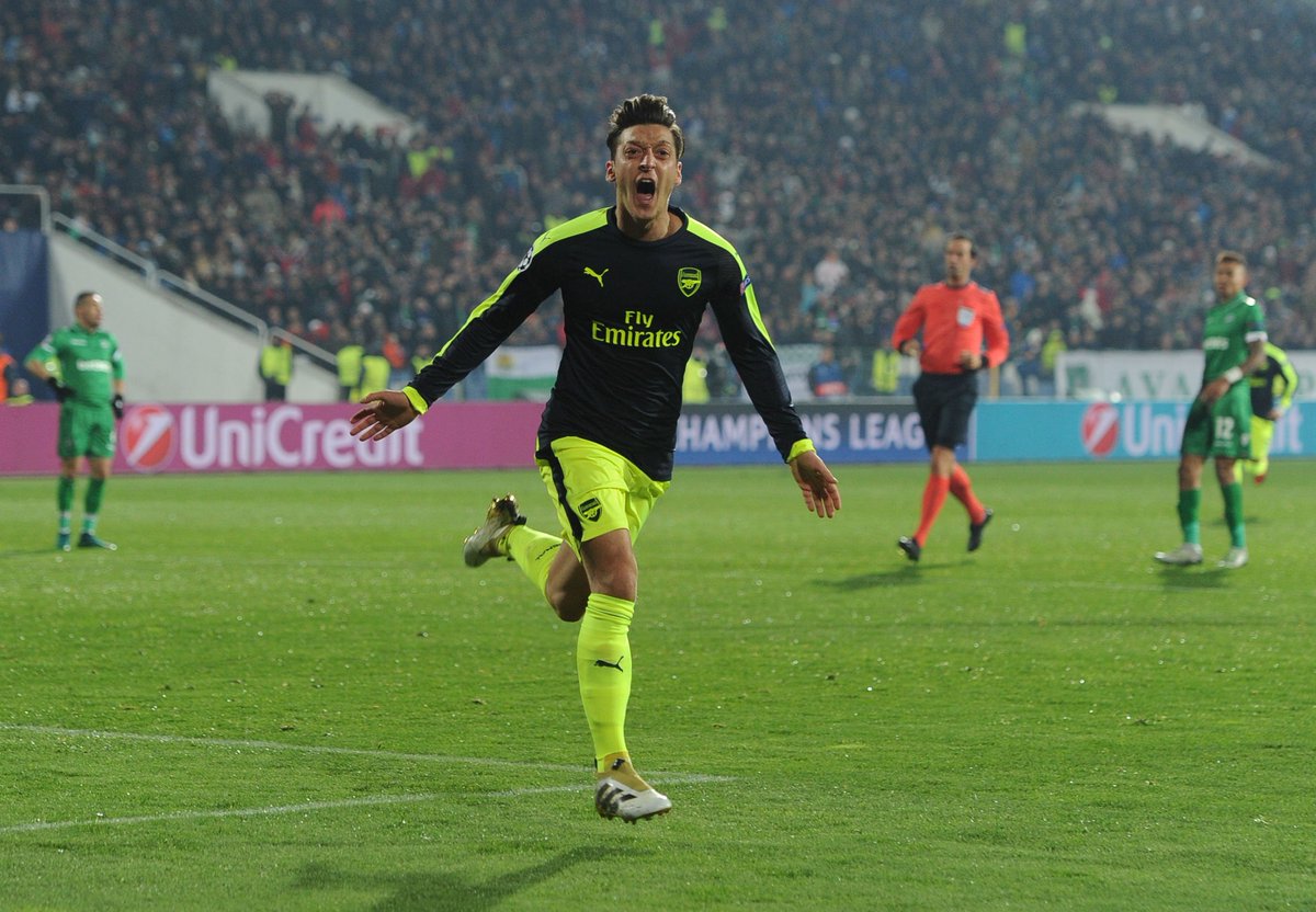 📅 3 Years Ago Today:

🤯 @MesutOzil1088 scored THAT goal against <a href="/Ludogorets1945/">PFC Ludogorets 1945</a> in the <a href="/ChampionsLeague/">UEFA Champions League</a>.

😍 What a finish.