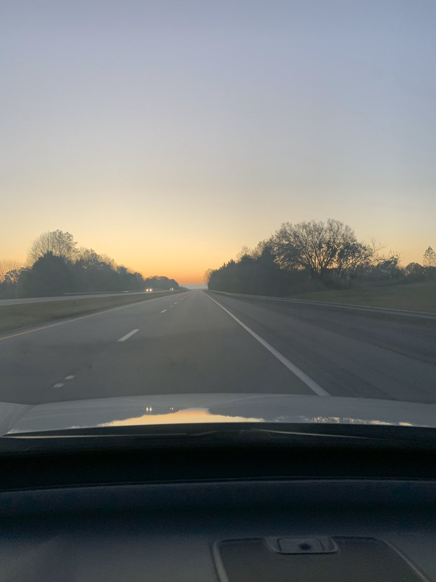 _brandonjarrett's tweet photo. Currently en route to London, KY where @VP Mike Pence & @GovMattBevin will be landing in Air Force Two for a #TeamBevin push before Election Day. I’ll have a one on one interview with the Vice President and Bevin later today on @wbkotv https://t.co/Na2Aja2A9y