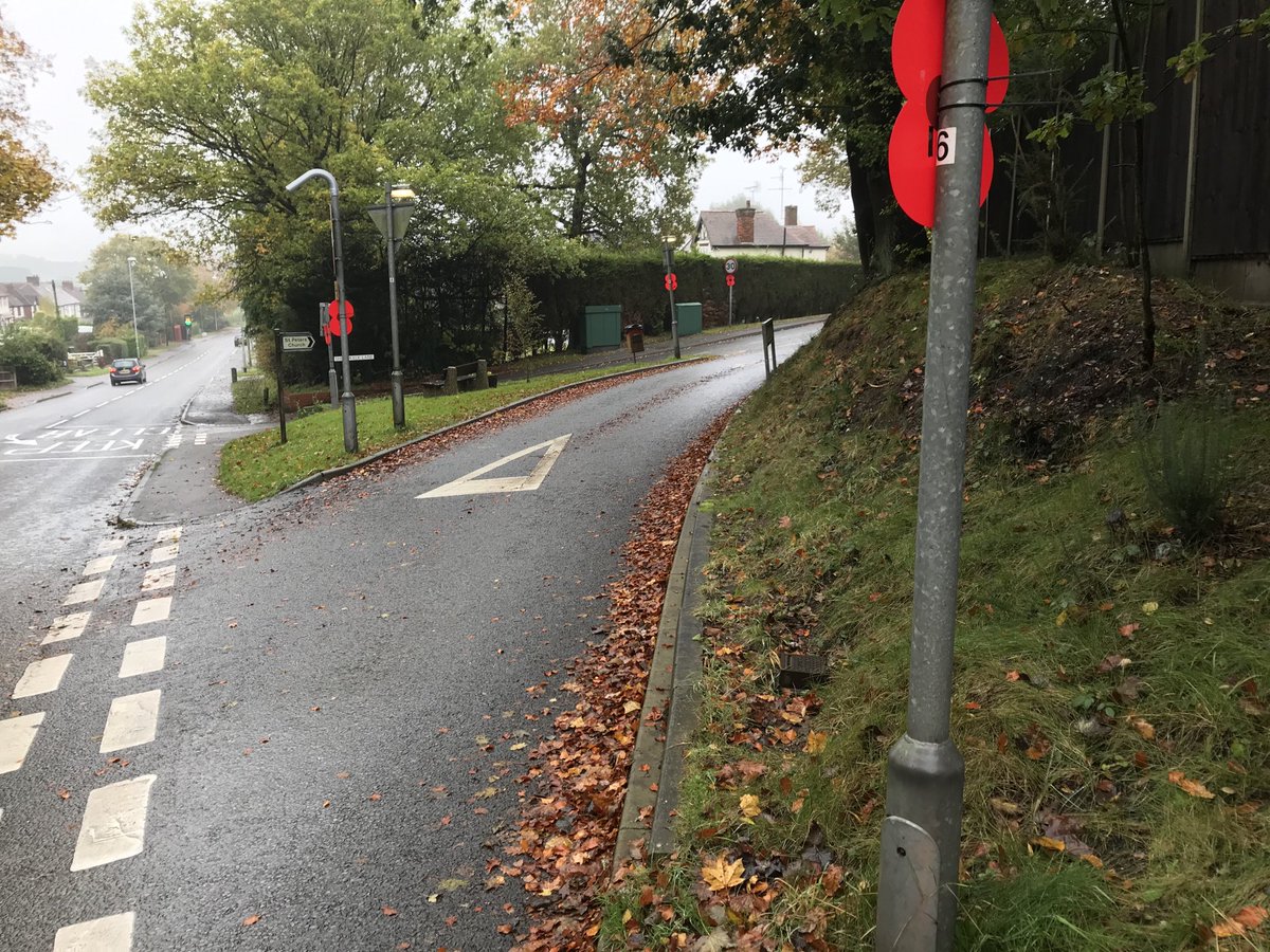 Putting up more poppies around Ravenshead this morning.