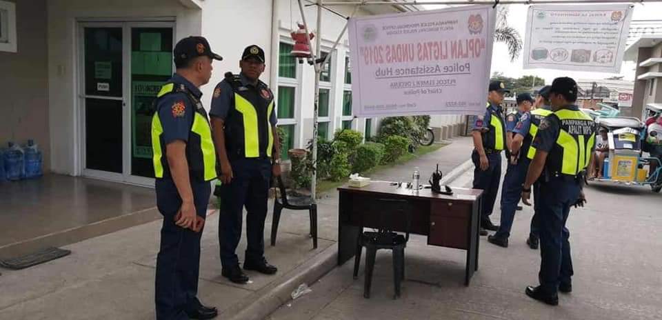 pnp_pro3's tweet photo. NGAYONG UNDAS SISIGURADUHIN NAMING KAYO AY LIGTAS!
#TeamPRO3PaggunitaSaUndas2019
#LigtasUndas2019
#TeamPRO3
#Undas2019 https://t.co/nmMNnENacd